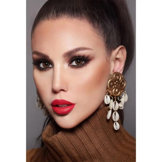 عدسات لاصقة توفي - من ديفا