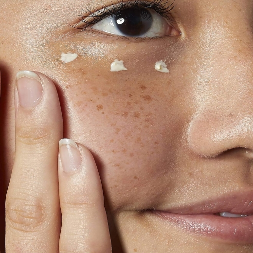 كريم العين بالأفوكاد ترطيب محيط العين والتخلص من الهالات - من كيلز